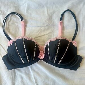 Black & Pink Lace Trim Push-Up Bra Victoria’s Secret sexy little thing